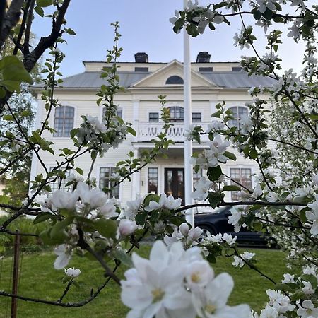 Laegenhet I Sekelskifteshus Harnosand Exterior photo